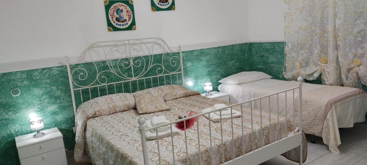 Mary Home - Casa Vacanza Taormina Eksteriør bilde