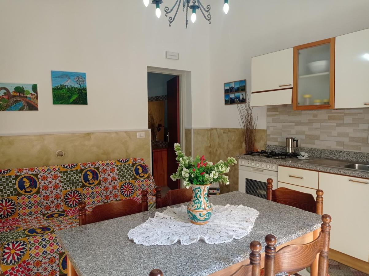 Mary Home - Casa Vacanza Taormina Eksteriør bilde